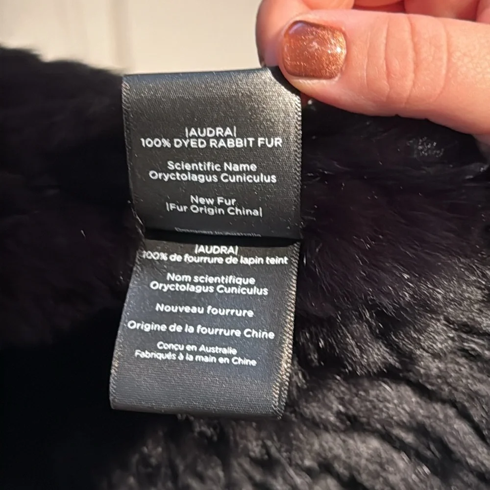 Authentic Rabbit Fur Vest - Picture 3 of 8